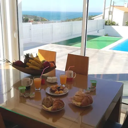 Nira House Luxury & Simplicity Ferienhaus *