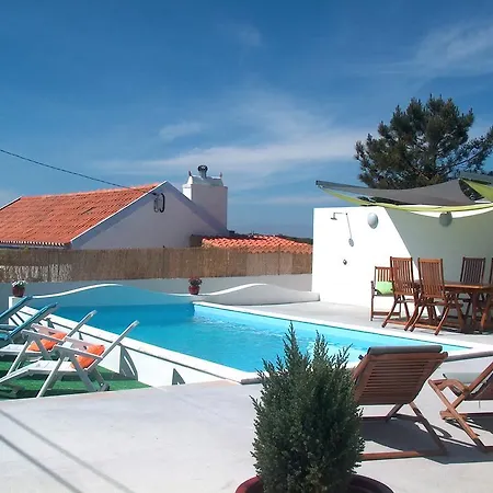 Nira House Luxury & Simplicity Ferienhaus *